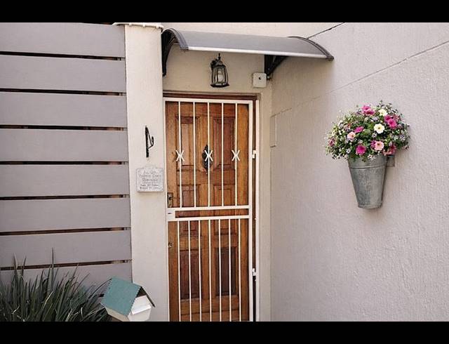 3 BEDROOM TOWNHOUSE FOR SALE IN BEDFORD GARDENS